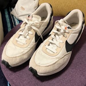 Nike Men's White and Cream Sneakers